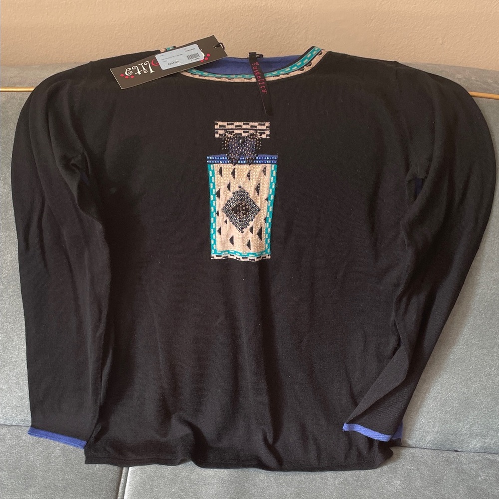Women’s - ladies Sweater with Blue and Tan Accents vintage